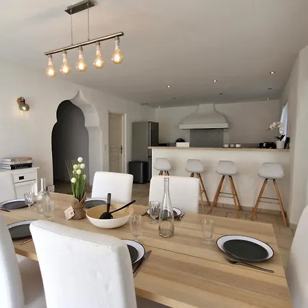 Villa Sur - Maison De Plain-pied - Confort Et Ambiance Cocooning - Piscine Vaux-sur-Mer