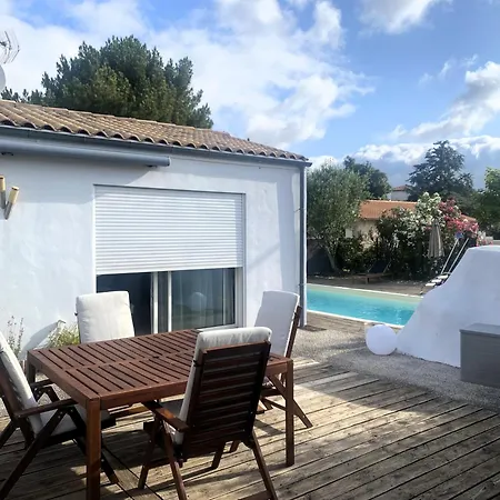 Sur - Maison De Plain-pied - Confort Et Ambiance Cocooning - Piscine *