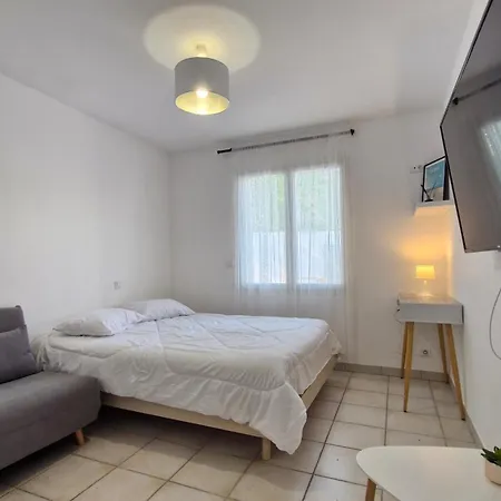 Villa Sur - Maison De Plain-pied - Confort Et Ambiance Cocooning - Piscine