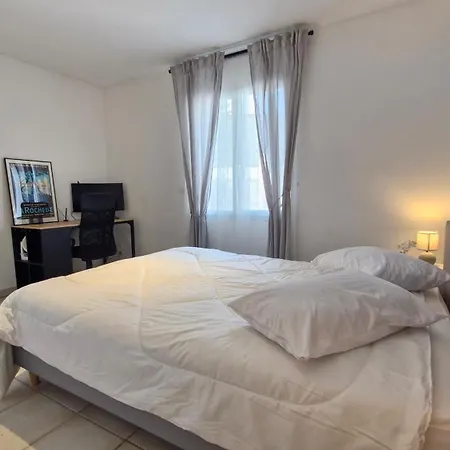 Villa Sur - Maison De Plain-pied - Confort Et Ambiance Cocooning - Piscine *
