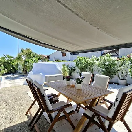 Sur - Maison De Plain-pied - Confort Et Ambiance Cocooning - Piscine