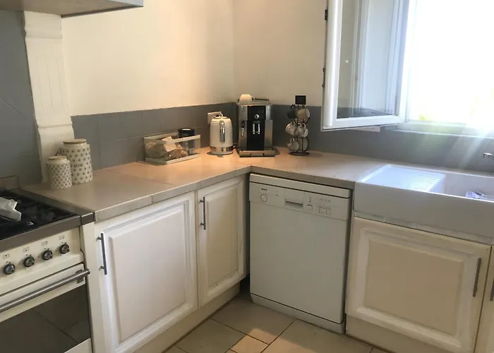 Sur - Maison De Plain-pied - Confort Et Ambiance Cocooning - Piscine